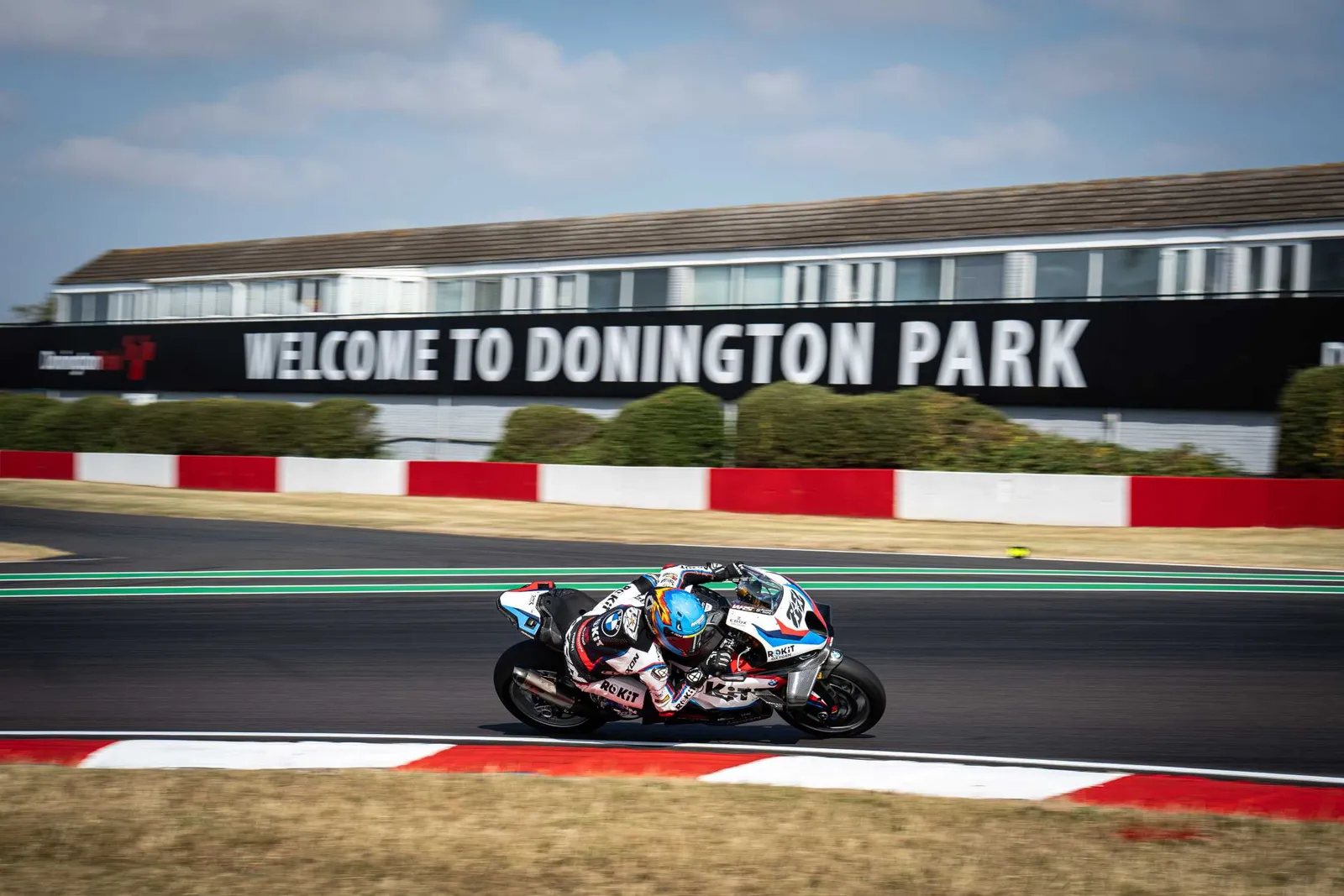 Herausforderndes WorldSBK-Wochenende in Donington Park.